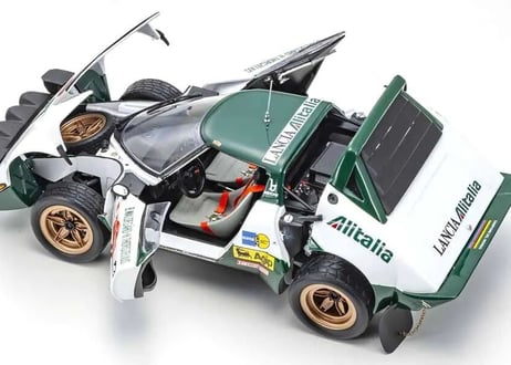 KYOSHO 1/18 (KS08130B) Lancia Stratos HF #11 Rallye Sanremo 1975