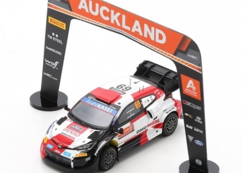 TOYOTA GR Yaris Rally1 1/43 ミニカー Spark 1:43 Toyota GR Yaris Rally1 #1 2番目 Rallye Monte