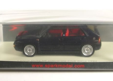 Spark 1/43 (S8995) Lancia Delta Intergrale Club italia 1992