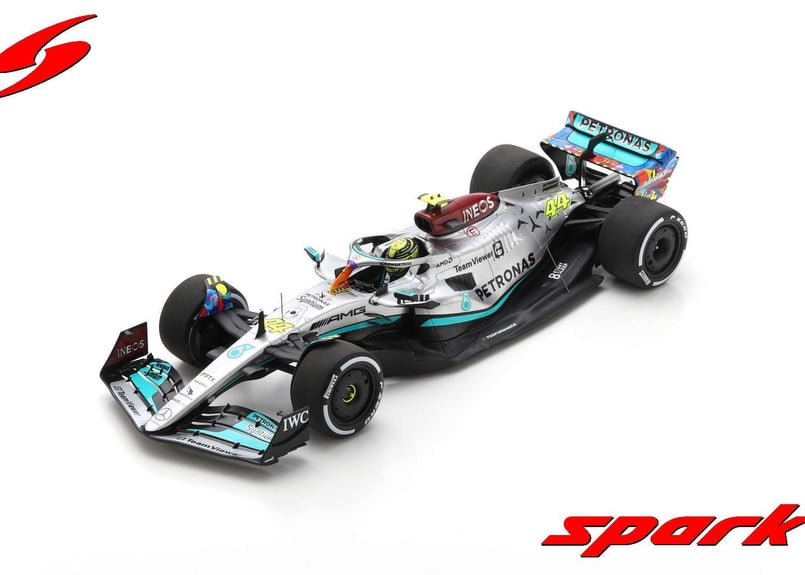 Spark 1/18 (18S765) Mercedes-AMG Petronas F1 W1