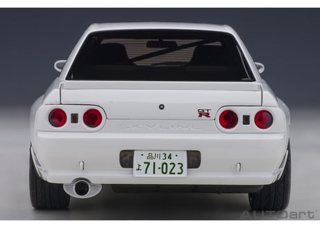 AUTOart 1/18 (77412) 日産 スカイライン GT-R (R32)『湾岸ミッドナイト』 零奈のGT-R 連載開始30周年記念モデル