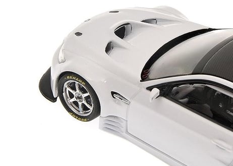 MINICHAMPS 1/43 (400092900) BMW M3 GT2 2009 White