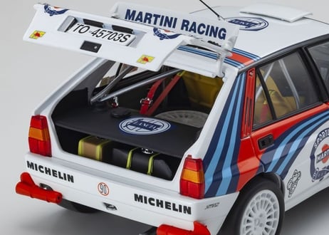 KYOSHO 1/18 (KS08348A) Lancia Delta HF Integrale 1992 Monte Carlo #4