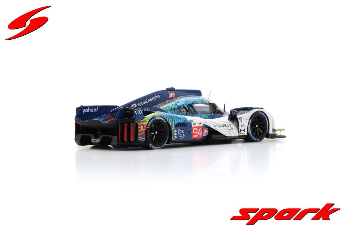 Peugeot 9×8 HYPERCAR 1/43 Spark 直筆サイン入り