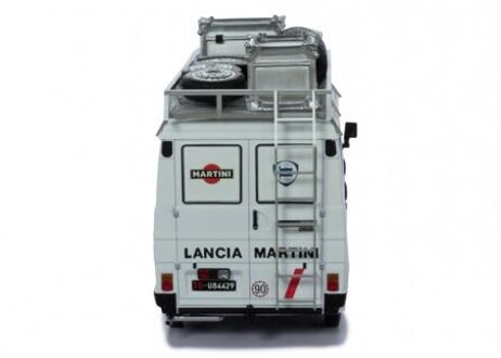ixo models 1/18 (18RMC084XE) Fiat 242 　 Martini Rally Team (Assistance) 1986