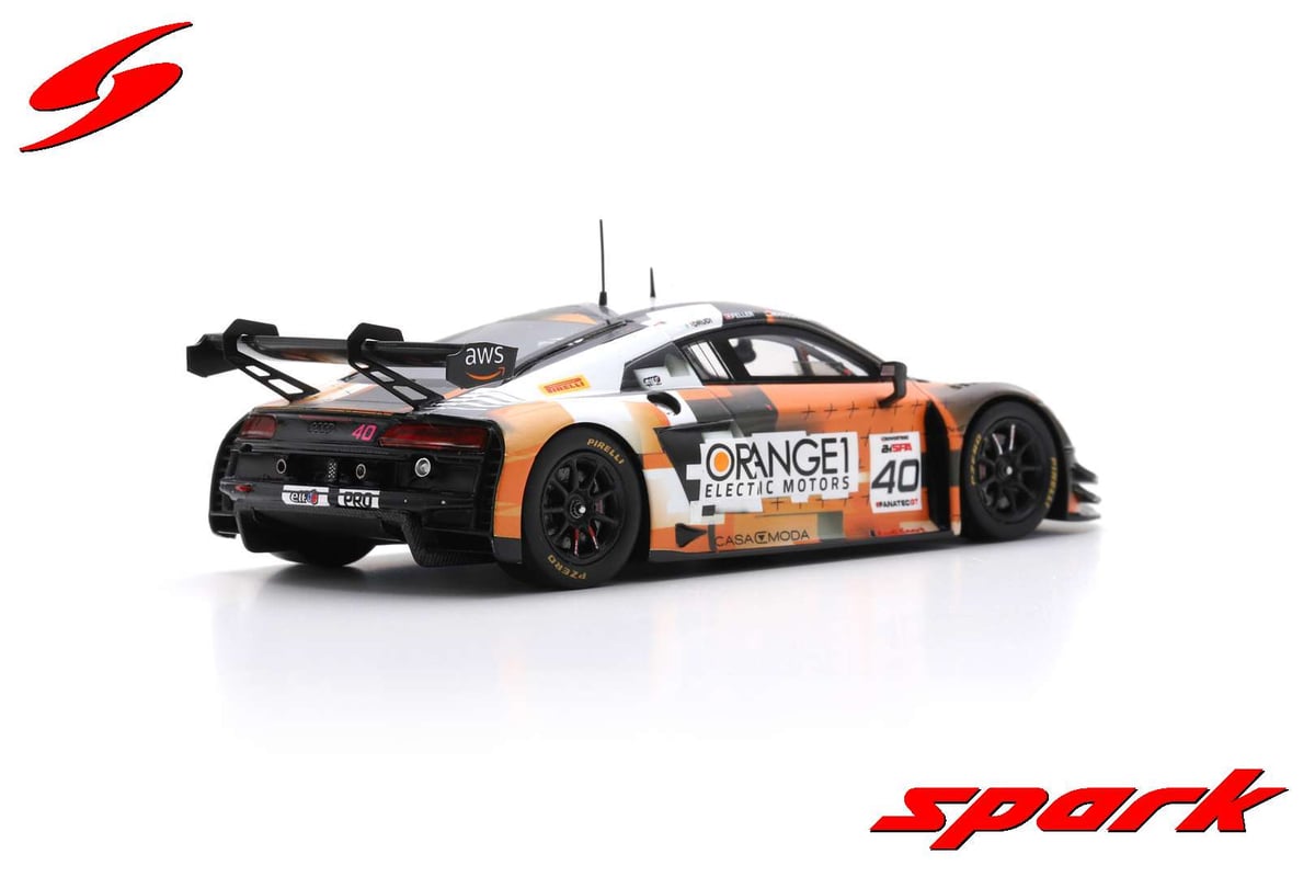 Spark 1/43 (SB704) Audi R8 LMS GT3 EVO II #40 A Spark 1/43 (SB704) Audi R8 LMS GT3 EVO II #40 A