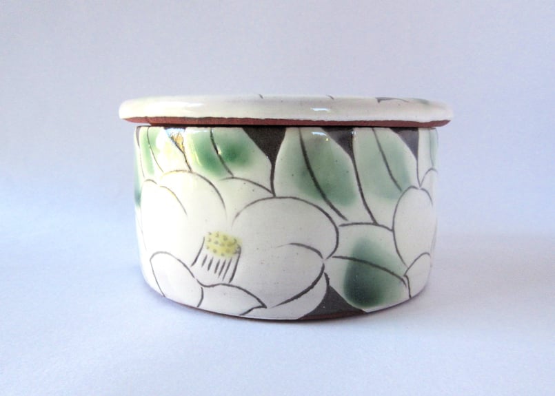 中川守雄 白椿の蓋物 | コーヒー豆と雑貨の店 豆ねこ