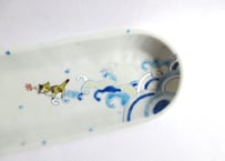 九谷焼 東早苗 長皿＊波に乗るネコD