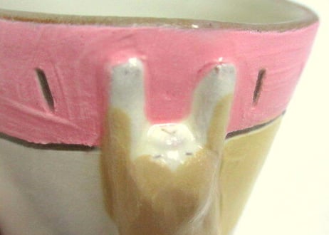 中林由香梨 しがみつく猫のフリーカップ＊ピンク