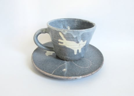 桃窯＊ラベンダー色 ネコのコーヒーカップC