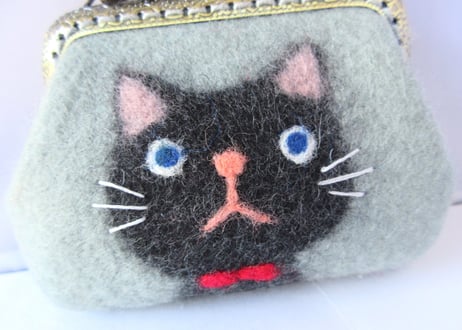 haruru＊woolfelt　しかくがま口M　ブルーグレー