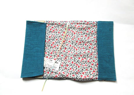 猫の刺繍 リネンブックカバー＊ターコイズブルーA