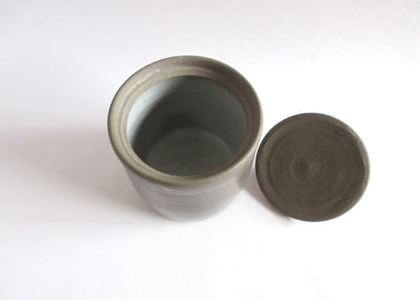 つぐみ製陶所 猫のフタ物I＊ハチワレネコ