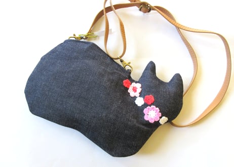 新作＊斜め掛け お花モチーフ仔猫バッグ＊ピンク