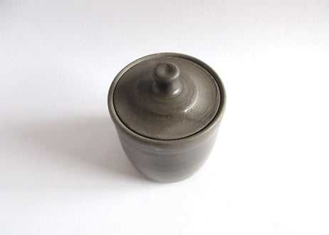 つぐみ製陶所 猫のフタ物I＊ハチワレネコ