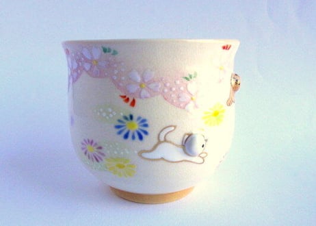京焼・小手鞠窯 桜と猫のマグカップ＊トラ猫と白猫