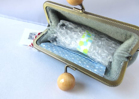haruru＊woolfelt　がま口ポーチ　ブルーグレー