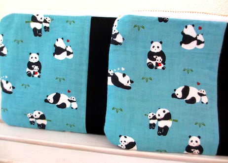 【SALE 1200→1000円！】てぬぐい平ポーチ＊仲良しパンダの親子