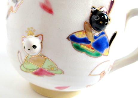 京焼・小手鞠窯 マグカップ＊ぷっくり猫のお雛様 B