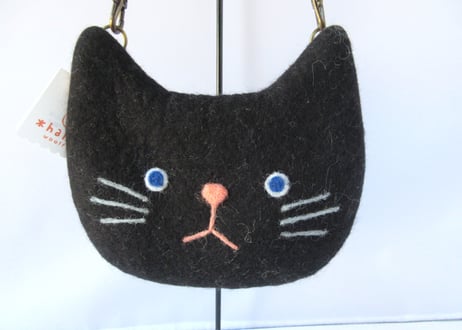 haruru＊woolfelt　ねこポーチ＊黒猫