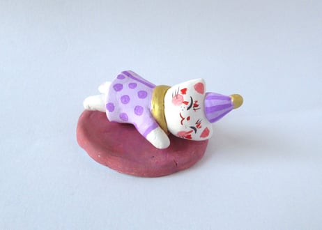 なつめみちこ 猫の置物 ピエロ猫＊パープル