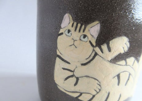 つぐみ製陶所 猫のフタ物H＊チャトラネコ