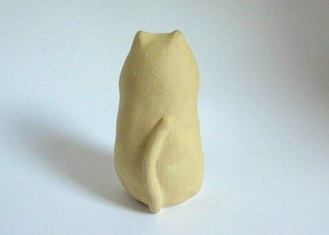 中林由香梨 ネコの置物＊茶色のハチワレネコA