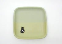 下永久美子 ツートンカラーのしかくいお皿＊黒猫