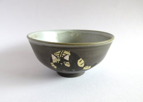 つぐみ製陶所 猫のご飯茶わん＊黒＆茶トラ