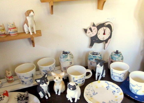 中林由香梨 イヌの置物 茶色の犬A/B