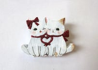 chaconoa 猫のブローチ＊ハートでぎゅっ