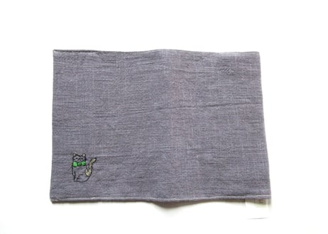 猫の刺繍 リネンブックカバー＊ラベンダーグレーB