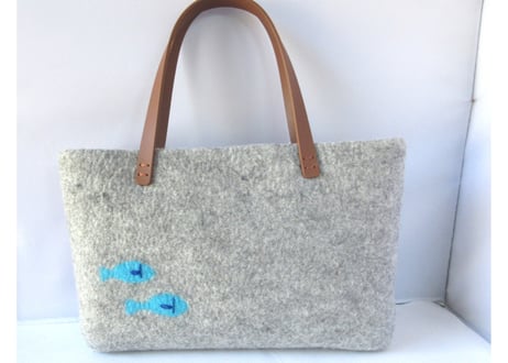 haruru＊woolfelt　猫のトートバッグ＊グレー
