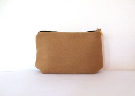 ★SALE 2300→1980円！★ウール厚手フラノ＊猫のポーチ＊キャメル