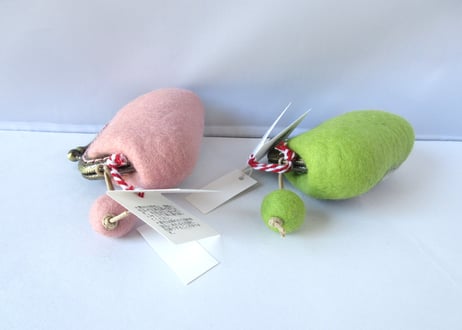 haruru＊woolfelt　しかくがま口Sサイズ　茶ハチワレ猫／黒ハチワレ猫
