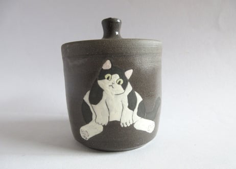 つぐみ製陶所 猫のフタ物I＊ハチワレネコ