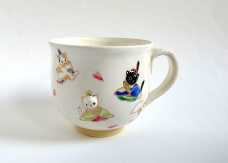 京焼・小手鞠窯 マグカップ＊ぷっくり猫のお雛様 B