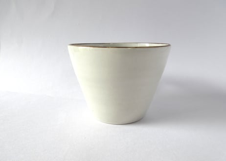ヒロロ工房　ちいさなマグカップ ハチワレ猫①