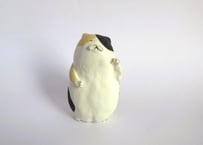 中林由香梨 ネコの置物＊ミケネコ