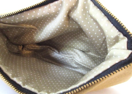 ★SALE 2300→1980円！★ウール厚手フラノ＊猫のポーチ＊キャメル