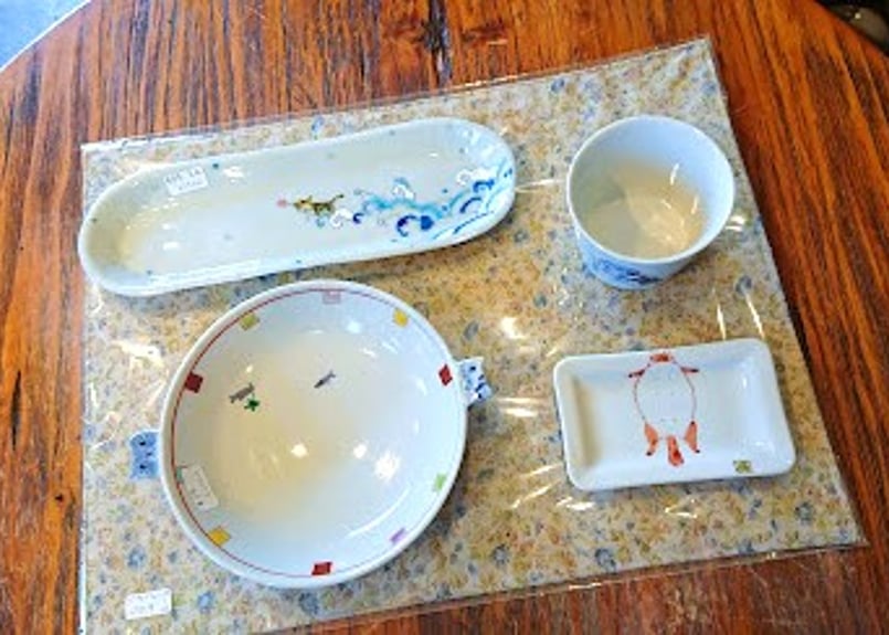 九谷焼 東早苗 長角小皿【満腹】C | コーヒー豆と雑貨の店 豆ねこ