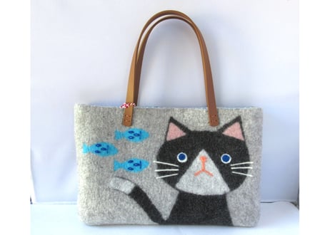 haruru＊woolfelt　猫のトートバッグ＊グレー