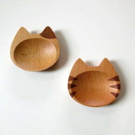 木製 猫の豆皿　ブチ猫／トラ猫