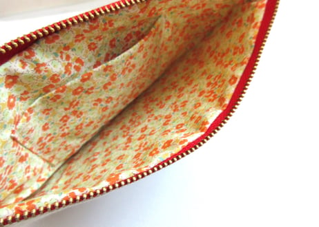 リネン刺繍平ポーチ＊お花と猫B