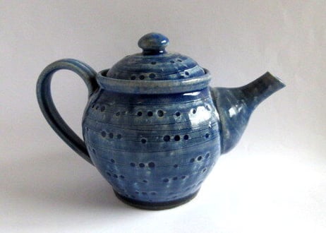 青のティーポット