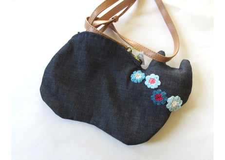 新作＊斜め掛け お花モチーフ仔猫バッグ＊ブルー