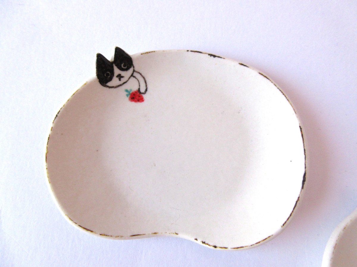 みなかわねこ ねこのそら豆皿＊ハチワレ猫／黒猫 | コーヒー豆と雑貨の