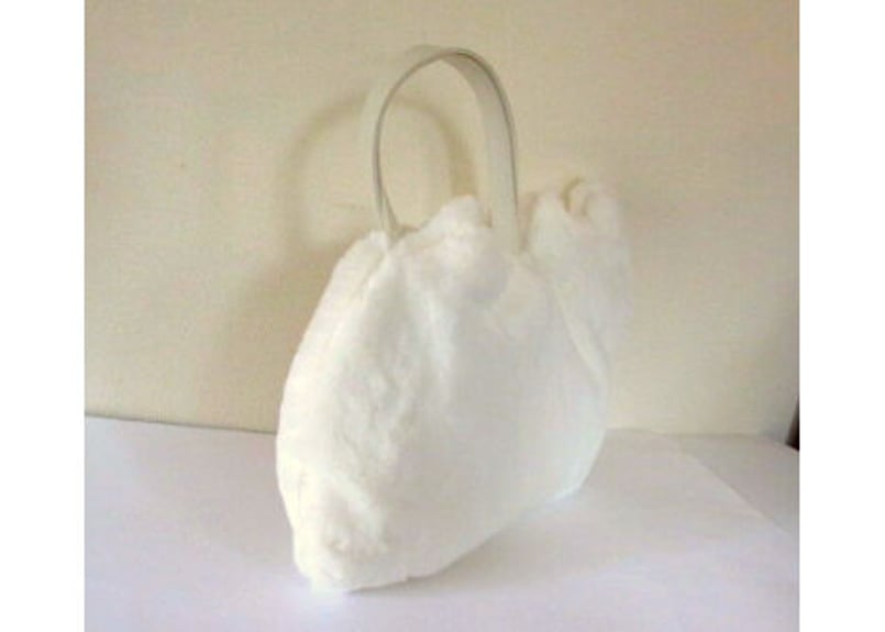 ネコのふわふわファーバッグ＊まっしろ白猫 | コーヒー豆と雑貨の店 豆ねこ