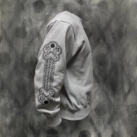 CLASSIC CIRCLE ART PULLOVER- GLAY-