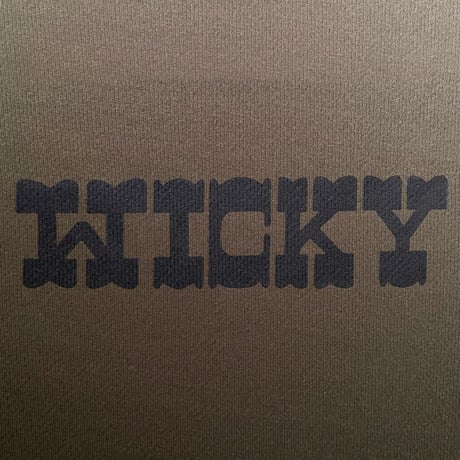 WICKY LOGO DRY V NECK T KHAKI